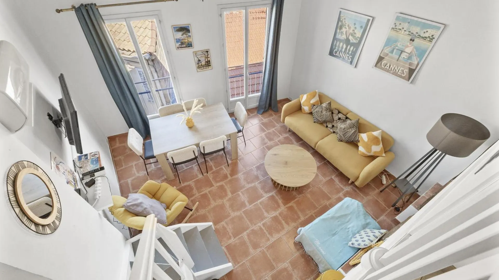 2 Bedrooms Sea View In Le Suquet Cannes Franciaország