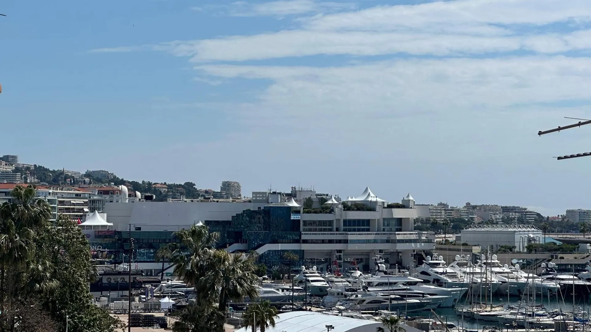2 Bedrooms Sea View In Le Suquet Cannes